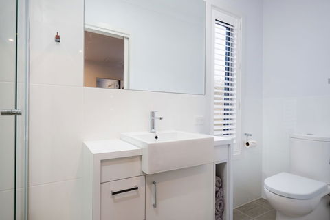 Albury Yalandra Apartment 3 - Grafton Accommodation 2