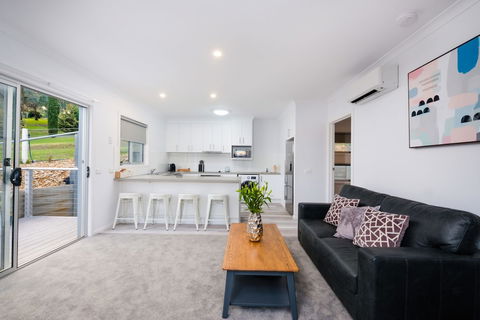 Albury Yalandra Apartment 5 - Grafton Accommodation 1