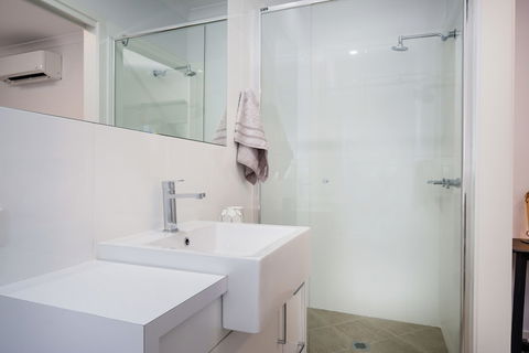 Albury Yalandra Apartment 2 - Grafton Accommodation 3
