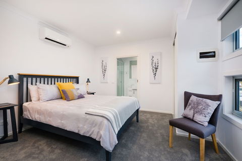 Albury Yalandra Apartment 2 - Grafton Accommodation 2