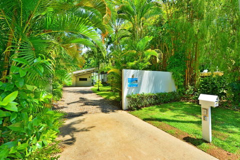 Pavilions In The Palms - Grafton Accommodation 3