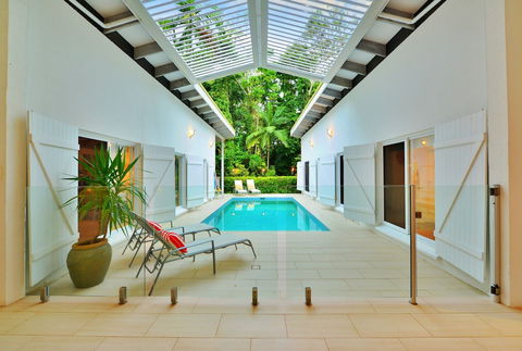 Pavilions In The Palms - Grafton Accommodation 4