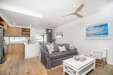 A PERFECT STAY - Luxe & Bloom - Grafton Accommodation 1