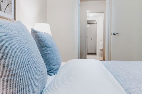 Absolute Riverfront One Bedroom Apartment - Grafton Accommodation 4