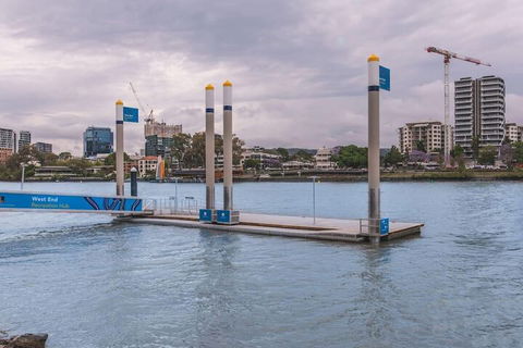 Absolute Riverfront One Bedroom Apartment - Grafton Accommodation 2