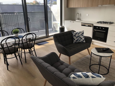 Q Squared Serviced Apartments - Grafton Accommodation 5