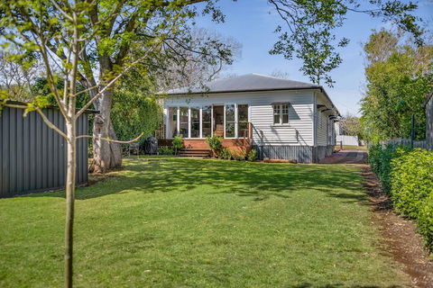 The Keeper's House - Grafton Accommodation 2