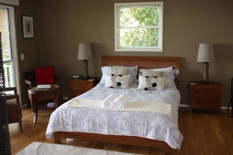 At Sunrise Cottages - Grafton Accommodation 7