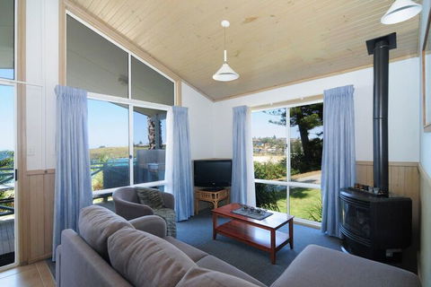 Surf Beach Holiday Park - Grafton Accommodation 4