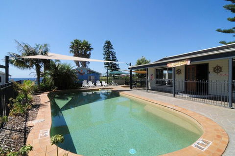 Surf Beach Holiday Park - Grafton Accommodation 1