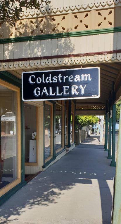 Village Stays Coldstream Gallery Bungalow - Grafton Accommodation 4