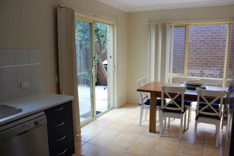 Annies Place - Grafton Accommodation 3