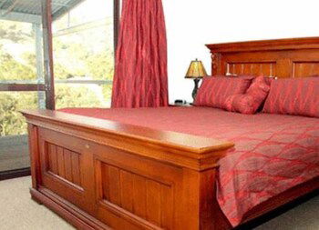 Elm Cottage - Grafton Accommodation 4