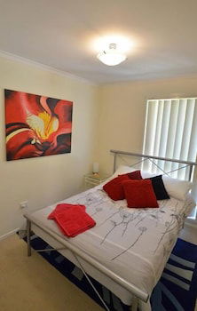 Art On Hart - Grafton Accommodation 4
