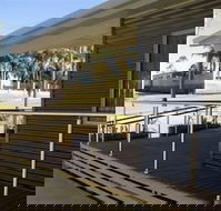 The Real McCoy Holiday Accommodation - Grafton Accommodation