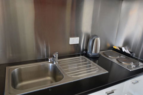 YTI Garden Hotel - Grafton Accommodation 3