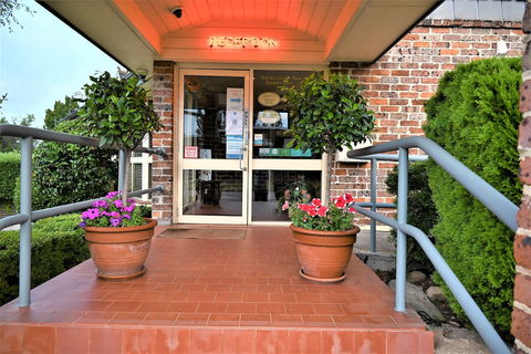 Grand Country Lodge Motel - Grafton Accommodation 0