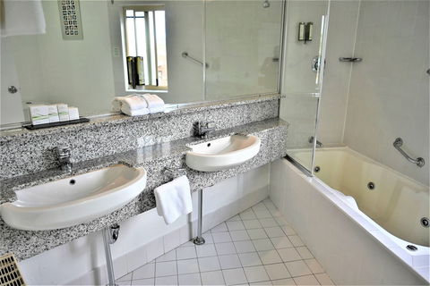 Grand Country Lodge Motel - Grafton Accommodation 6