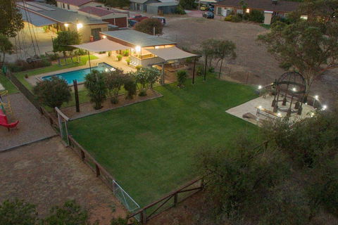 Angaston Vineyards Motel - Grafton Accommodation 4
