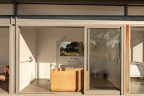 Avalon Coastal Retreat - Grafton Accommodation 1
