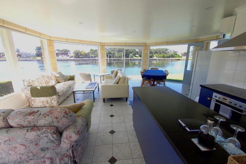 Douglas Riverside - Grafton Accommodation 6