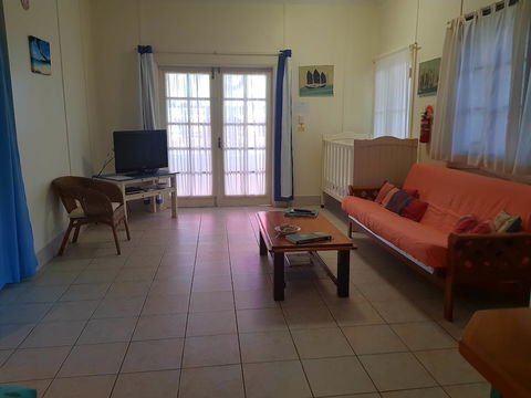 Arcadia Beach Guest House - Grafton Accommodation 6