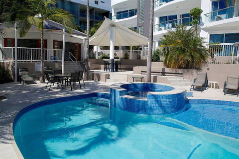 Arc Resort - Grafton Accommodation 5