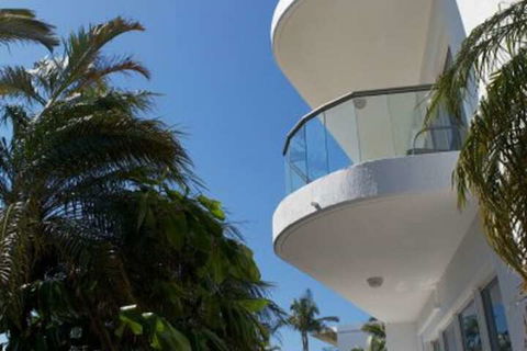 Arc Resort - Grafton Accommodation 4