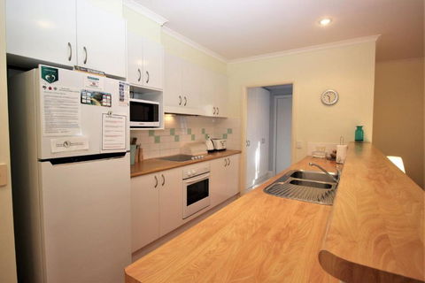 POINT BREAK WEEKLY ONLY - Grafton Accommodation 1