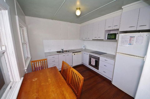 Apollo 2 9 Hodgson Street - Grafton Accommodation 4