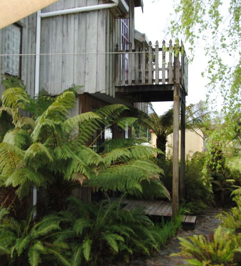 The Wombat Cottage - Grafton Accommodation 6