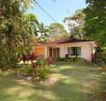 35 Santa Monica Avenue Coolum Beach Pet Friendly Linen Included - Grafton Accommodation