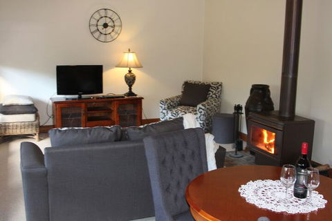 Archery Road Estate - Grafton Accommodation 5