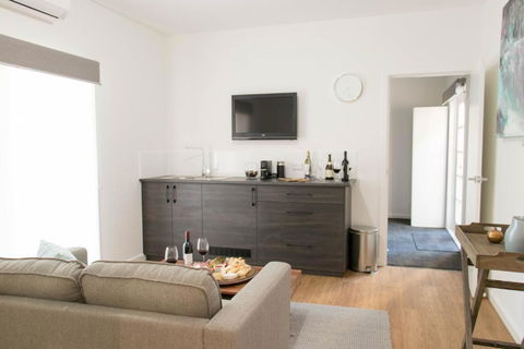 A Coonawarra Experience - Grafton Accommodation 3