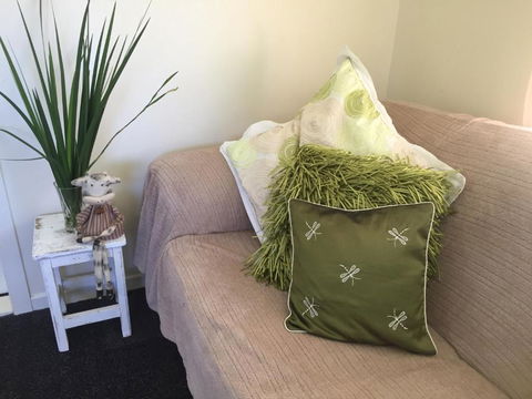 A Peaceful Cabin In The Country - Grafton Accommodation 5