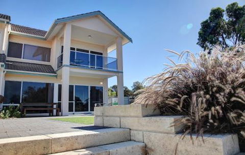 Bay Bliss In Coffin Bay - Grafton Accommodation 2