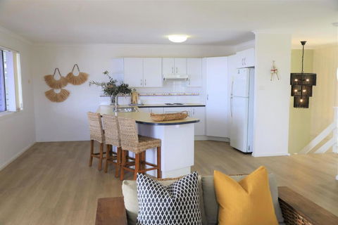 Beaches 1 - Grafton Accommodation 2