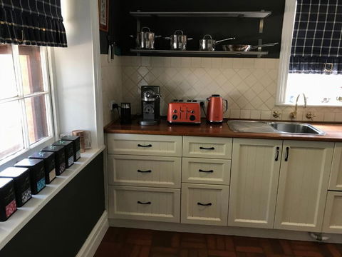 Kit Kat Cottage Heritage Accommodation Burra - Grafton Accommodation 6