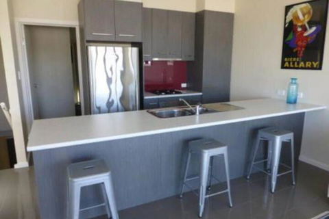 Tennyson View - Grafton Accommodation 3