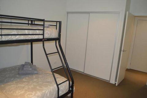 Family Friendly Unit - Grafton Accommodation 4
