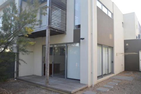 Family Friendly Unit - Grafton Accommodation 3