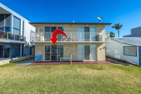 Alcheringa Unit 1 / 32 Sandy Point Road - Grafton Accommodation 5