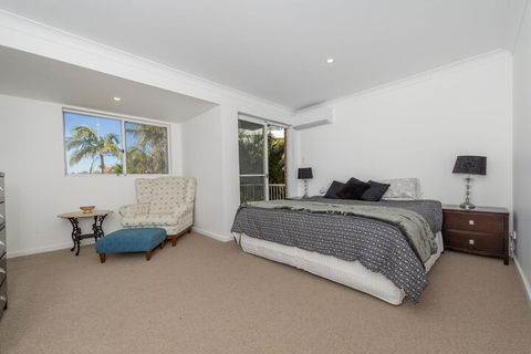 Soldiers Point Road 2 / 47 - Grafton Accommodation 1