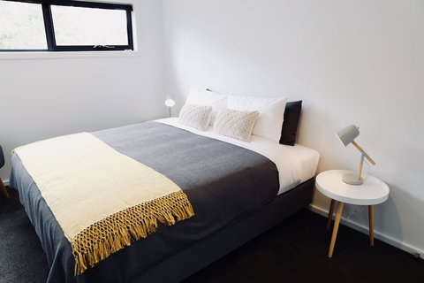 By Moonlight - Grafton Accommodation 4