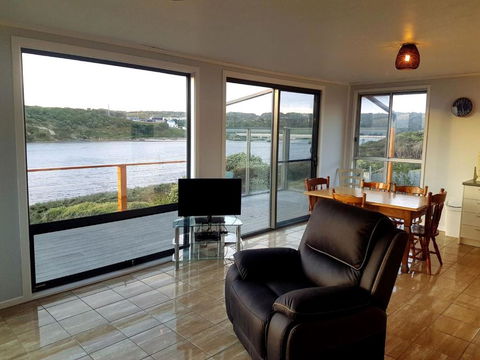 Ocean View Cottage - Grafton Accommodation 6