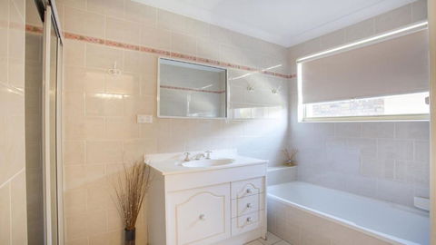 143 Mitchell Pde Magnificent Outlook - Grafton Accommodation 6