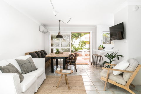 A PERFECT STAY - Cooinda - Grafton Accommodation 4