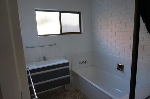 2 29 Rumbalara Avenue Rainbow Beach Bring Your Dog Or Your Cat Or Bring Both Free Wi Fi - Grafton Accommodation 4