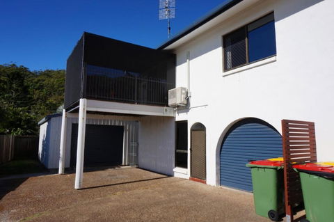 2 29 Rumbalara Avenue Rainbow Beach Bring Your Dog Or Your Cat Or Bring Both Free Wi Fi - Grafton Accommodation 2