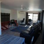 2 29 Rumbalara Avenue Rainbow Beach Bring Your Dog Or Your Cat Or Bring Both Free Wi Fi - Grafton Accommodation 0